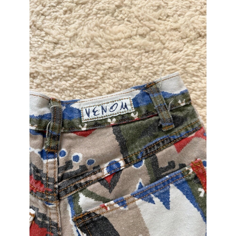 VTG 90s Venom Brand Printed Denim Shorts Geometric Abstract Pattern - Picture 5 of 5